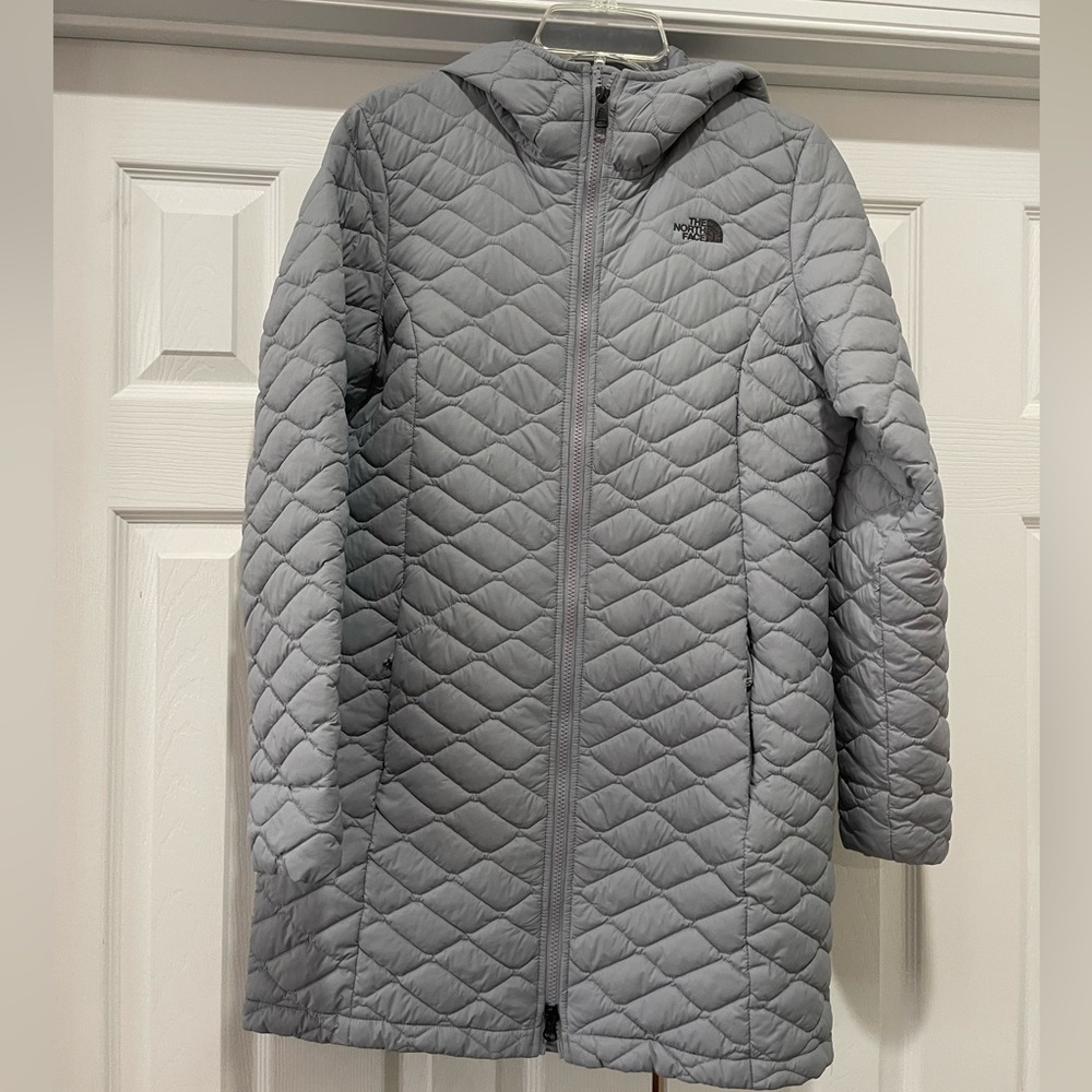 The North Fave ThermoBall II Insulated Hooded Parka